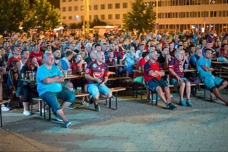 Meccsnézés óriáskivetítőn - szurkoljon a Vidinek a Malmö ellen a Petőfi parkban!