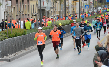 Nyári sportkavalkád, nagy versenyek és sztárok sora Fehérváron