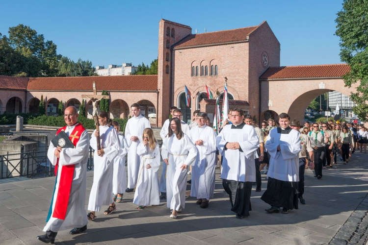 Veni Sanctéval indul a tanév szeptember 1-jén a Bazilikában