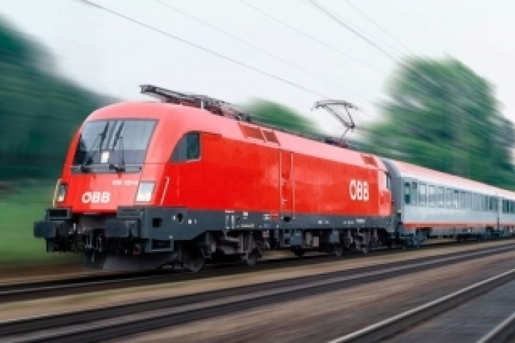 Mávinform: Ausztria felől nem jönnek Magyarországra vonatok