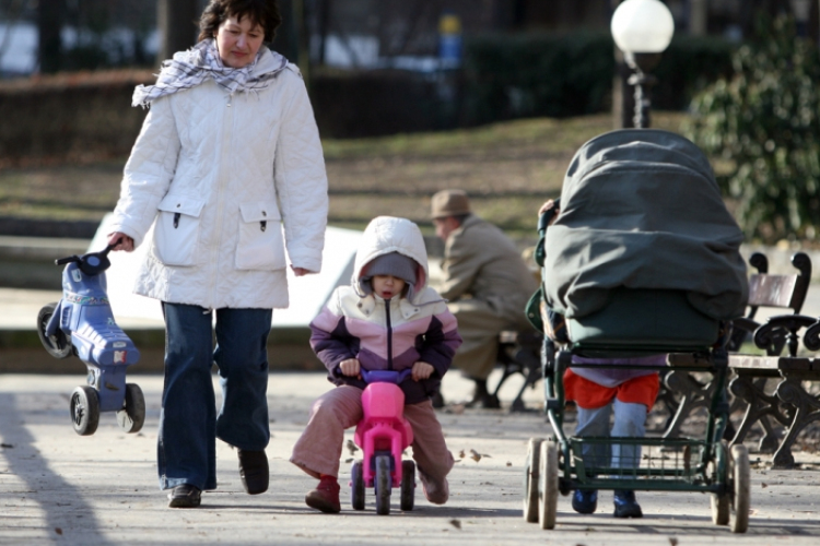Hoppál: milliós többletjövedelmet hozhat a gyed extra