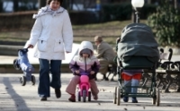 Jön az új családi járulékkedvezmény 