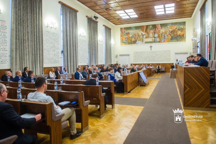 Közgyűlés - rendelőfelújításról és kerékpáros fejlesztésekről döntöttek