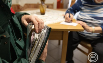 NGM: februárban egyszerre nagyobb összeget kapnak a nyugdíjasok