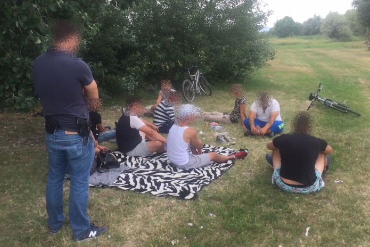 Kábítószergyanús anyag volt náluk