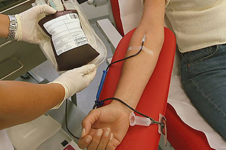 Iszapömlés - Országos véradást szerveznek a vörösiszap-katasztrófa évfordulójára