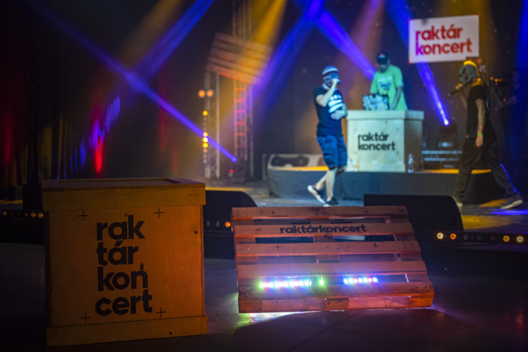 Híre már megelőzte: Raktárkoncert, összefogás a hazai könnyűzenéért