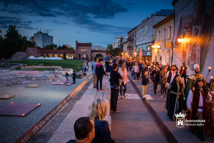 Megteltek élettel a fehérvári múzeumok az év legrövidebb éjszakáján