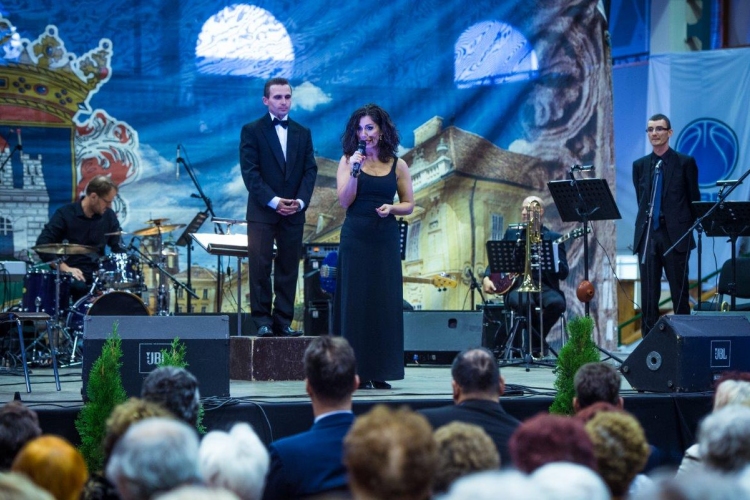 Csak egy tánc volt… – gálaműsor az Idősek Világnapján Fehérváron