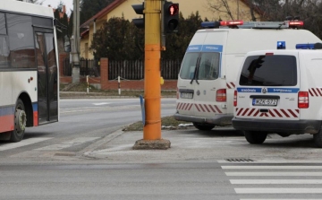 Két autó ütközött Fehérváron, a Seregélyesi út és a Mártírok útja kereszteződésében