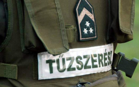 Bombafenyegetés miatt megállítják a vonatokat Nagykátán