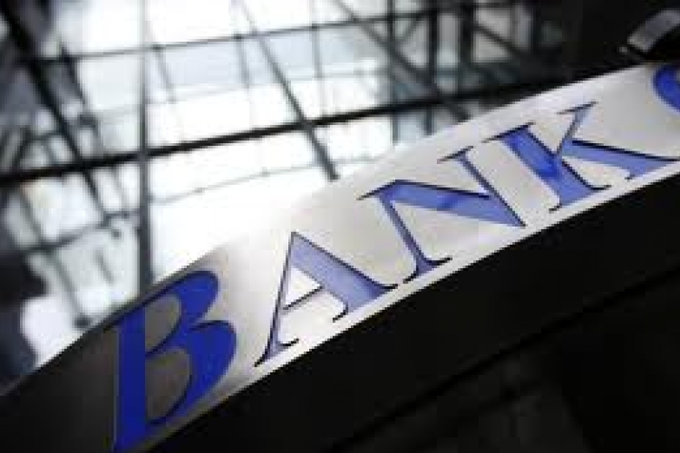 Tavasz végére megegyezés a bankokkal?