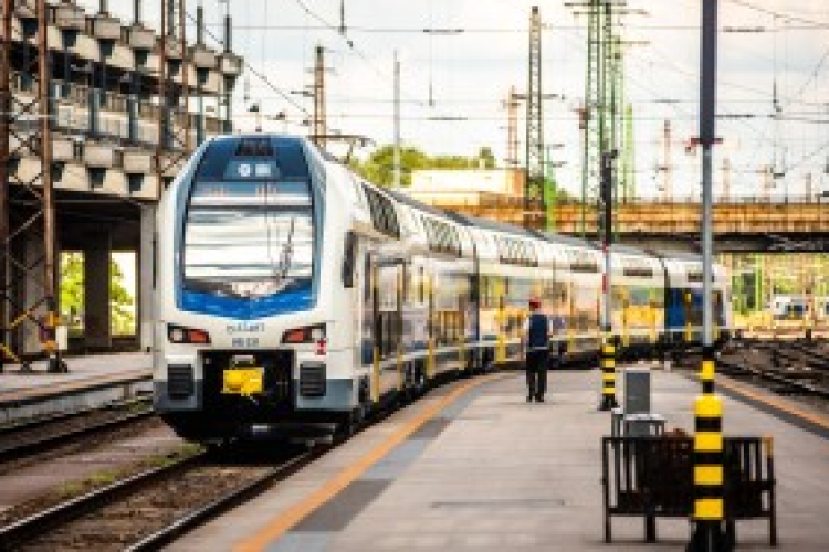 Mentesítő és megerősített járatokkal készül a MÁV-csoport a húsvéti hétvégére