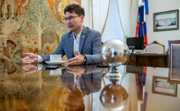 Nagyinterjút közölt az Index Székesfehérvár polgármesterével